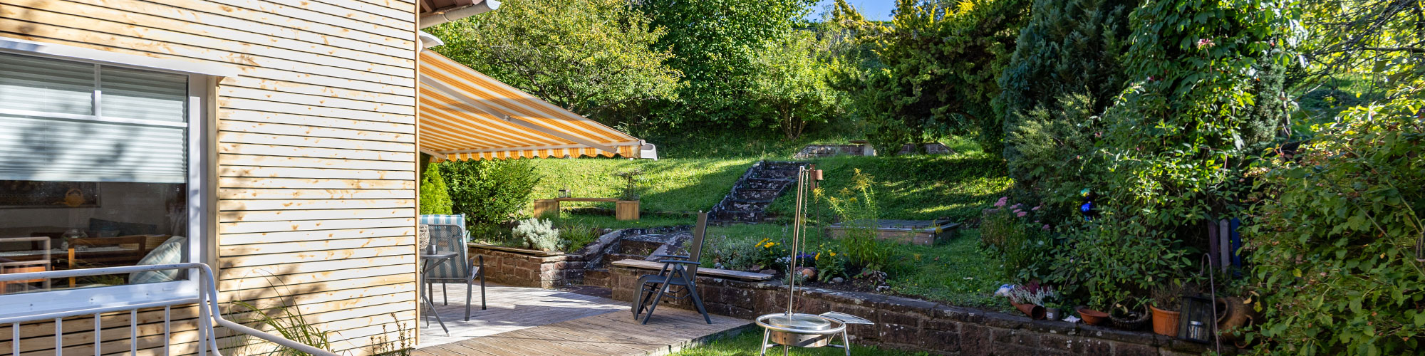 Blick auf Paulas Terrasse in 74722 Buchen (Odenwald)