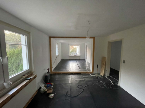 Während der Sanierung von Paulas Ferienhaus in Buchen (Odenwald)