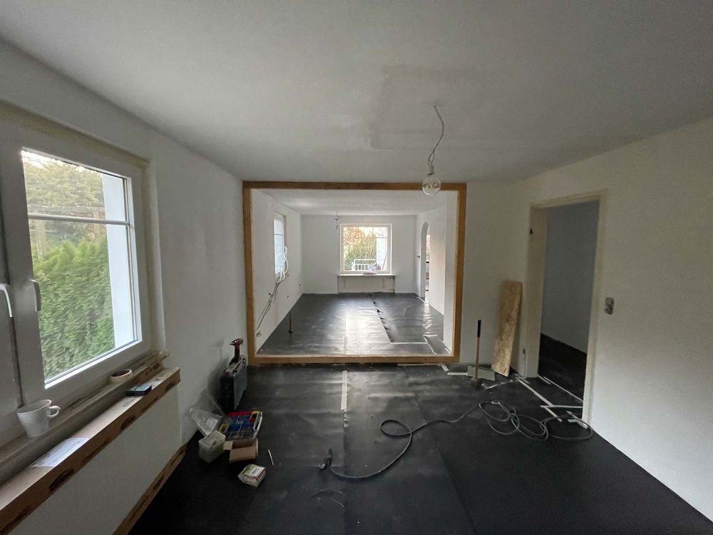 Während der Sanierung von Paulas Ferienhaus in Buchen (Odenwald)